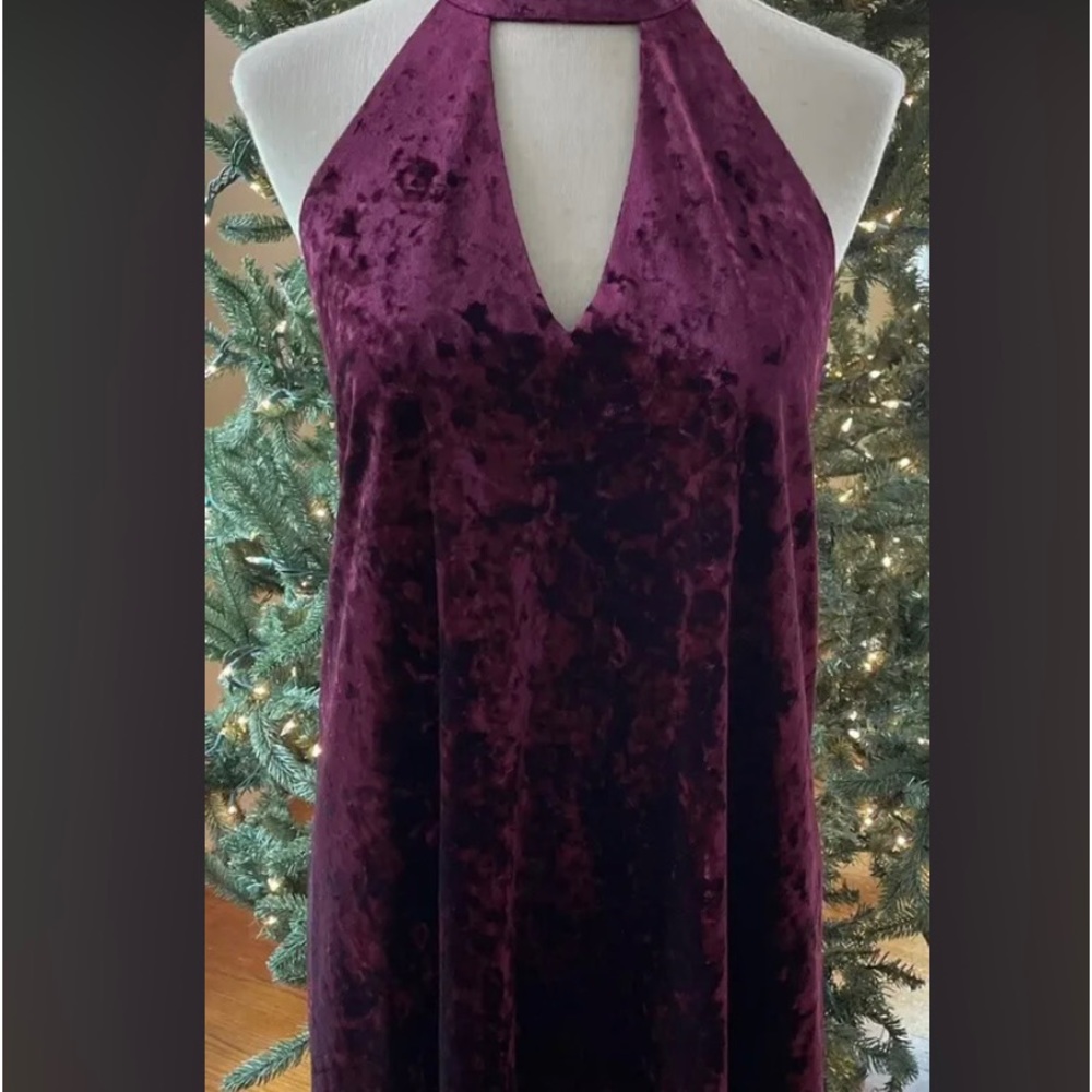Material Girls Dress Womens Junior Size Small Burgundy Crushed Velvet